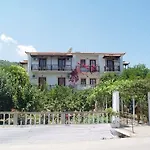 招待所 Christos 斯科派洛斯