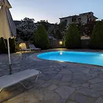 招待所 Christos 3*
