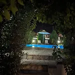 招待所 Christos