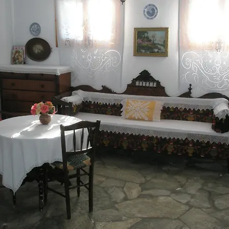 Christos Πανσιόν 3*