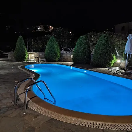 Christos 3* سكوبيلوس تاون