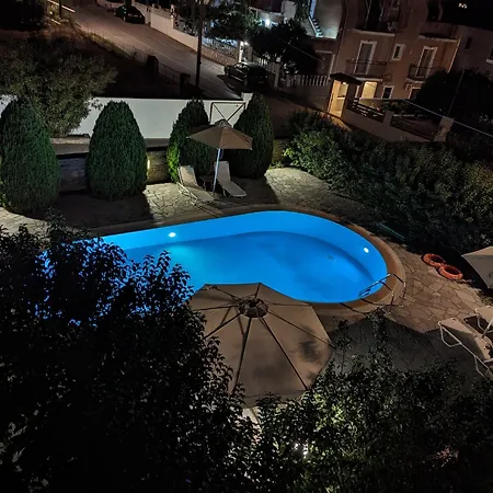 Christos 3* سكوبيلوس تاون