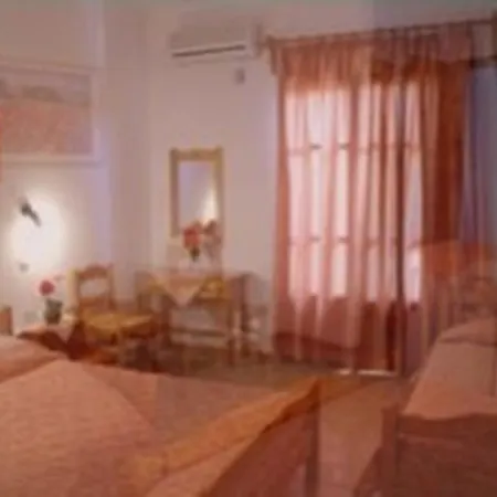 Konukevi Christos Skopelos