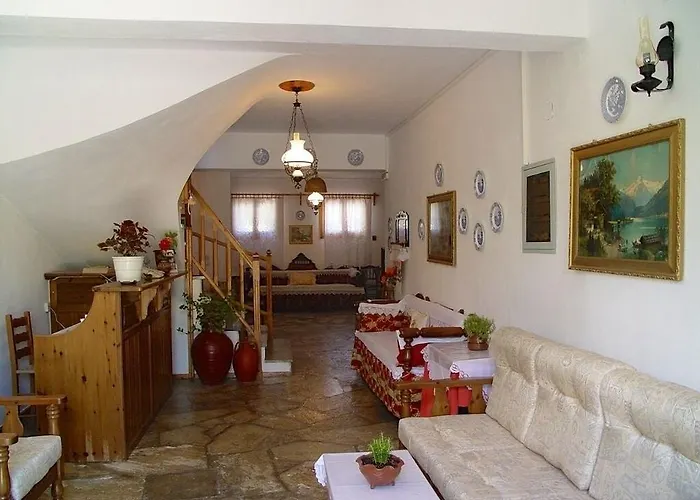 Christos 3* סקופלוס טאון