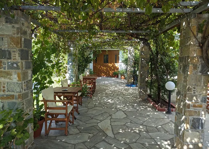 Christos 3* סקופלוס טאון