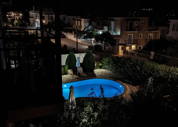 בית הארחה Christos