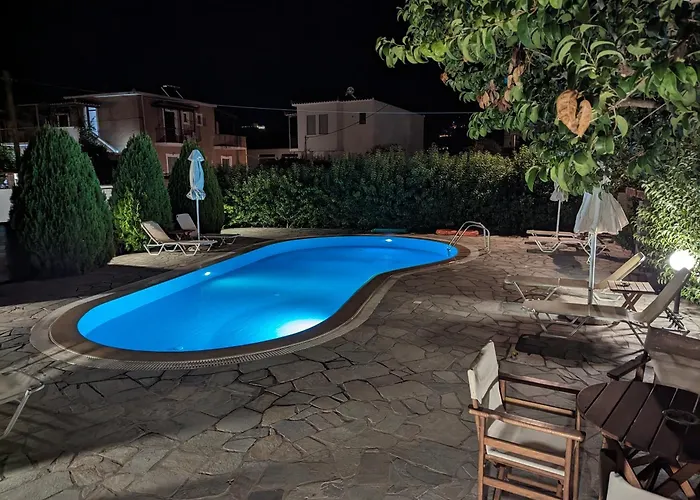 Christos סקופלוס טאון