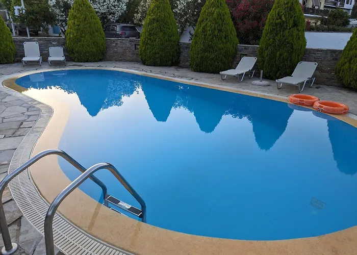 Christos 3* סקופלוס טאון