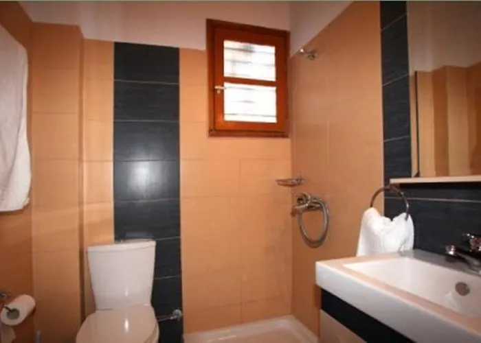 Christos סקופלוס טאון